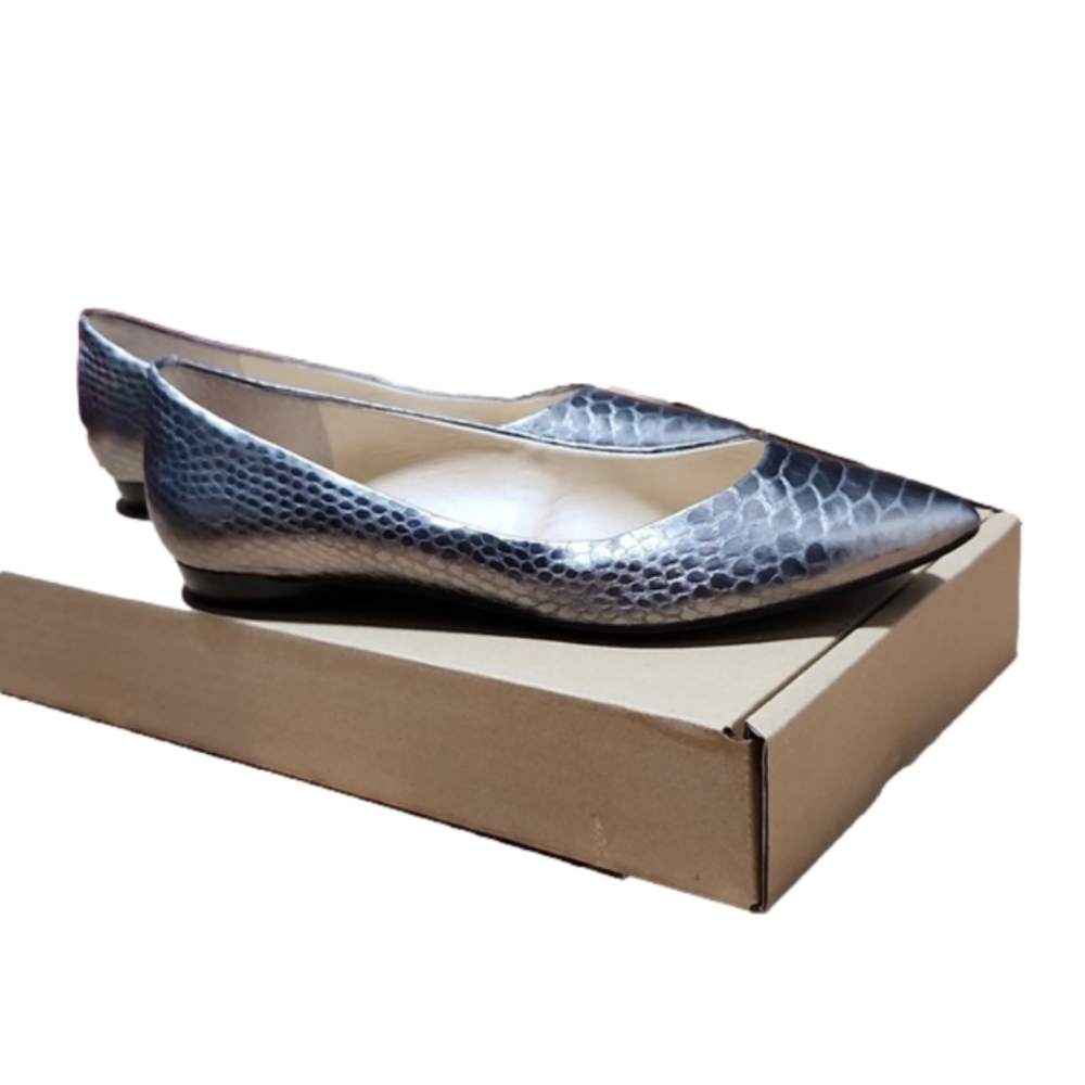 Marc Fisher silver shoes - Picture 3 of 7